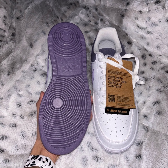 Nike Court Vision Low Sneaker - Picture 1 of 6